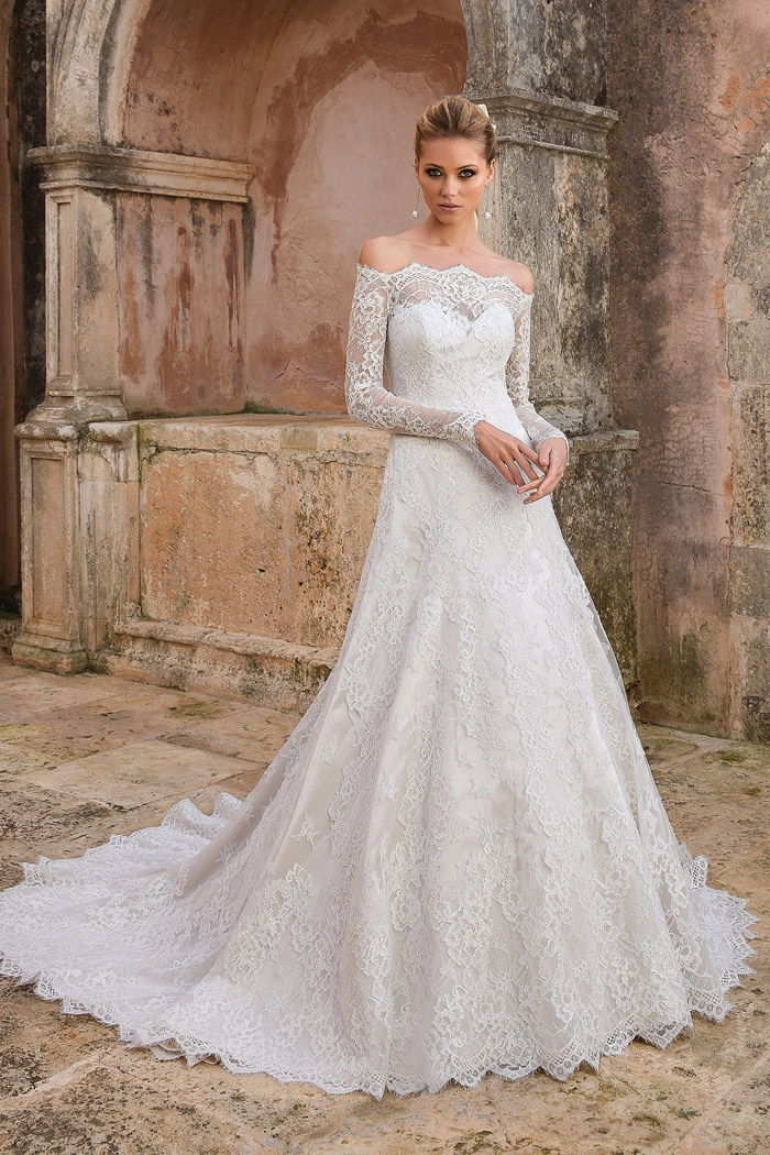 Justin Alexander lace princess dress