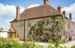 Battel Hall 4
