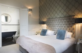 The Bell Hotel 8