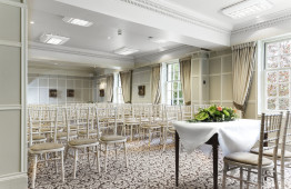 Brandshatch Place Hotel 8