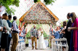 Picture confetti by gazebo
