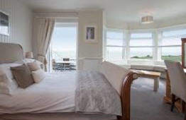 The Yarrow Hotel 5