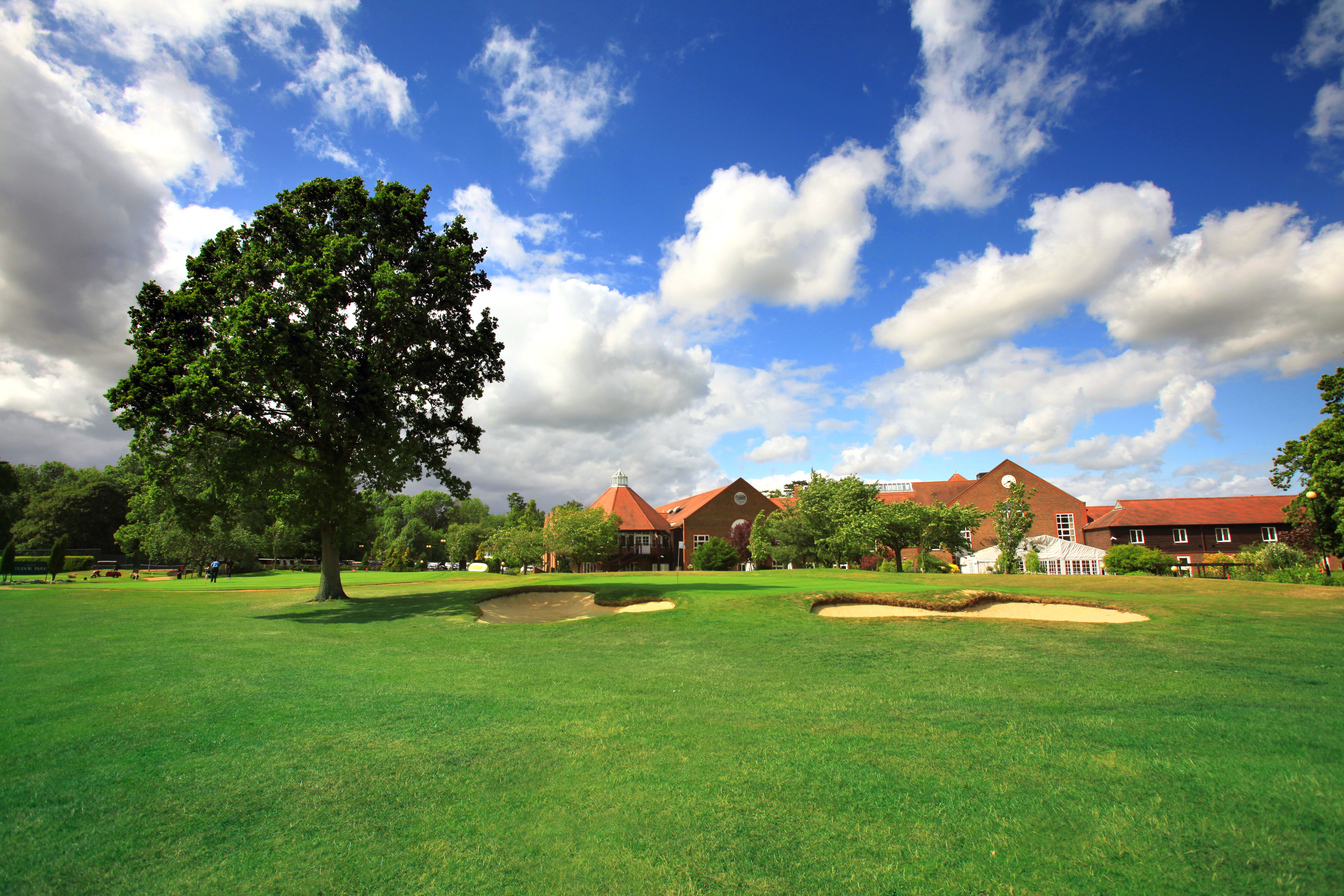 Marriott Tudor Park Hotel 1