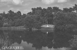 Westerham Golf Club Weddings 2nd hole over lake