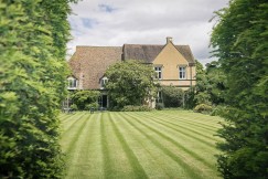 Nurstead Court 1