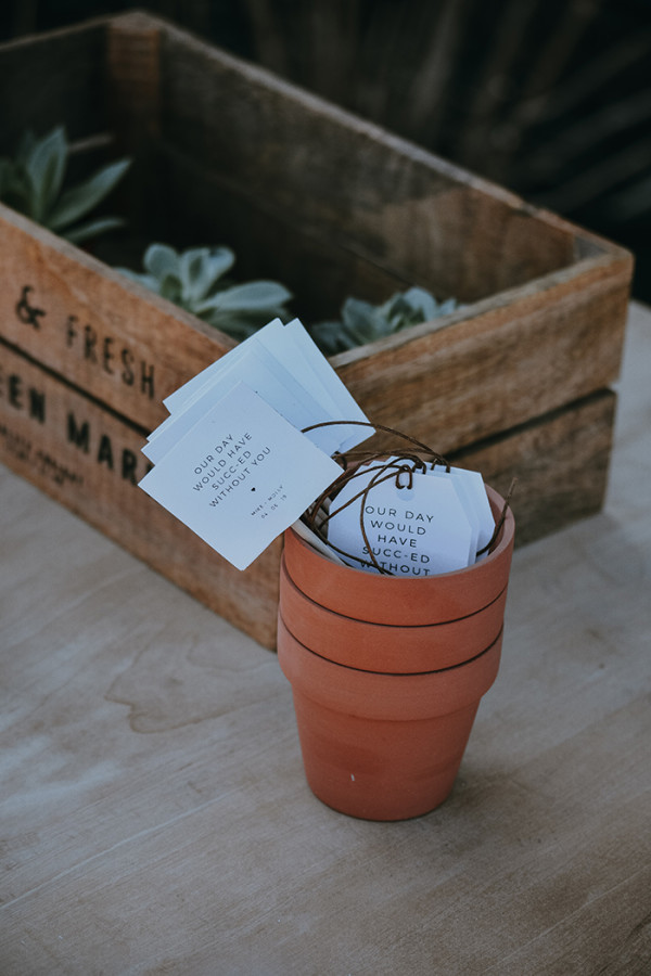 wedding personalisation favours plant