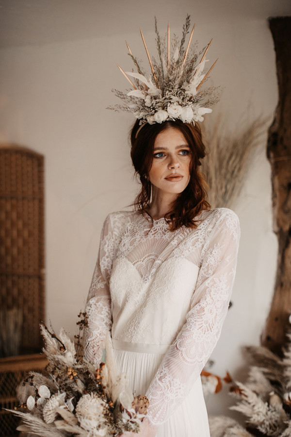 Dried flower bridal headpiece